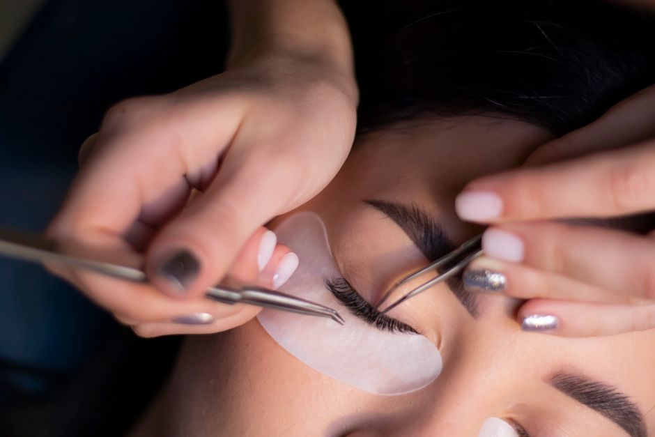 lash extension salon